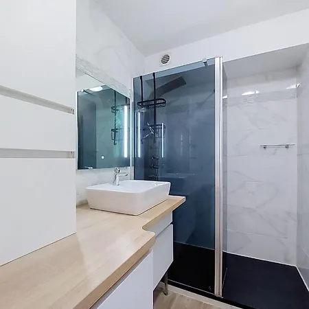 Confort- Piscine Et By Interhome *